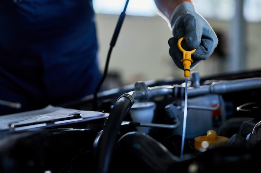 A Comprehensive Guide on How to Check Oil Pressure in Your Vehicle A Comprehensive Guide on How to Check Oil Pressure in Your Vehicle