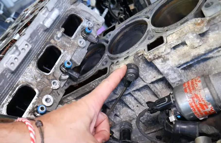 what is a knock sensor